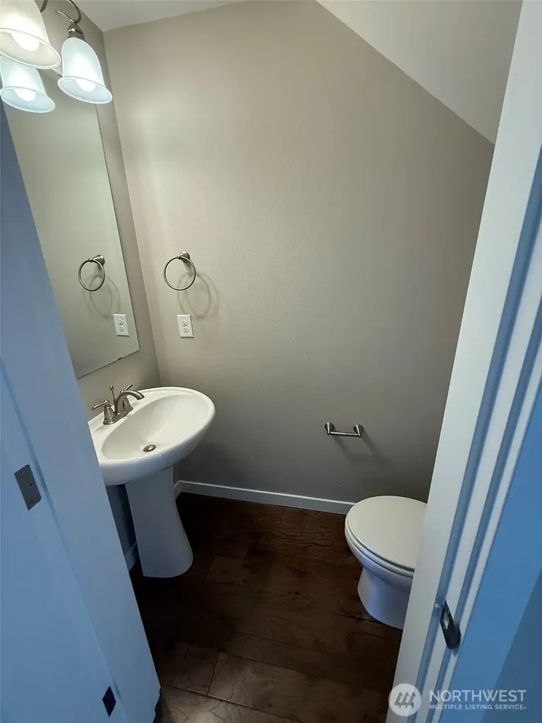 14614 35th Avenue NE Lake Forest Park WA 98155