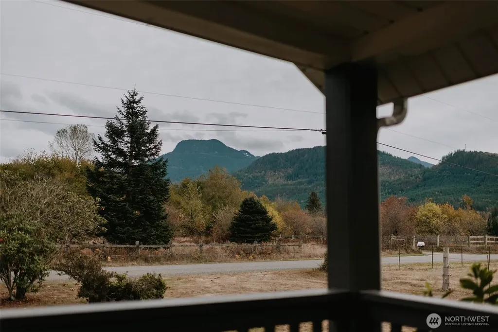 11610 Martin Road Rockport WA 98283