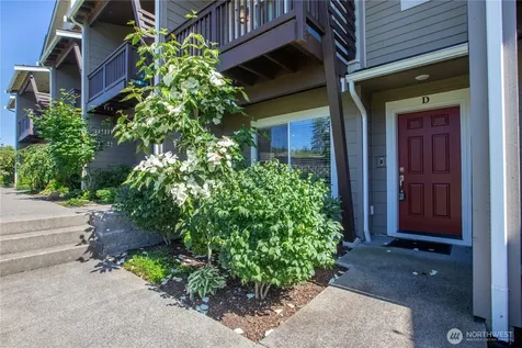 17527 110th Avenue E Puyallup WA 98374