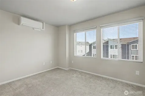 17527 110th Avenue E Puyallup WA 98374