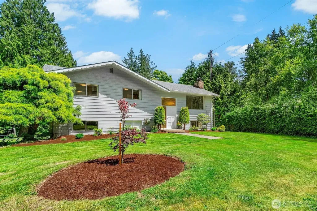 8403 64th Street NE Marysville WA 98270