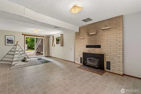 8403 64th Street NE Marysville WA 98270