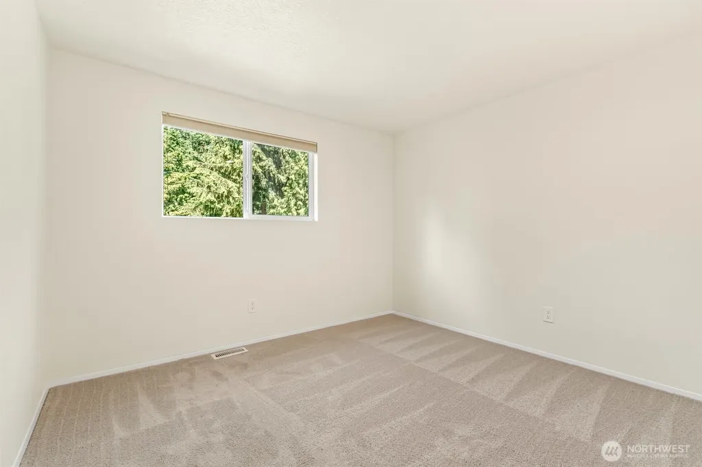 8830 Shell Place Edmonds WA 98026