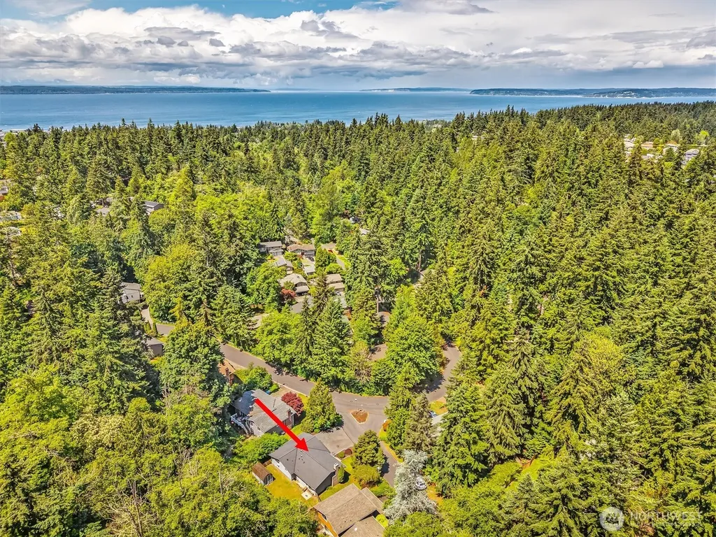 8830 Shell Place Edmonds WA 98026