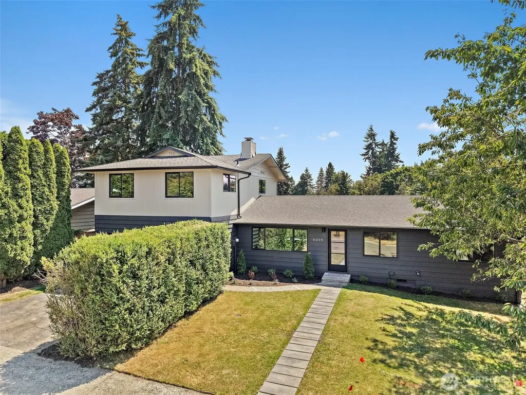 8209 144th Street Kirkland WA 98034