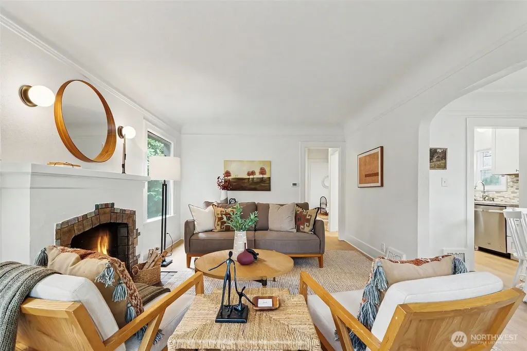 1111 N 76th Street Seattle WA 98103