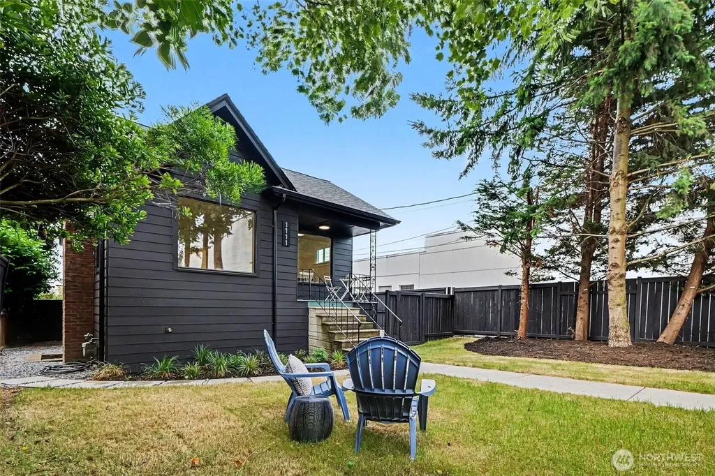 1111 N 76th Street Seattle WA 98103