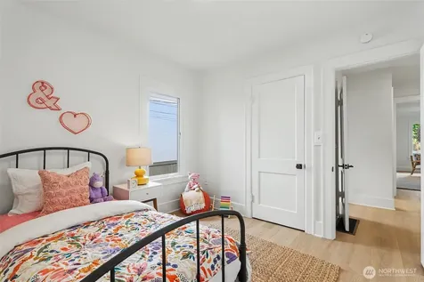1111 N 76th Street Seattle WA 98103