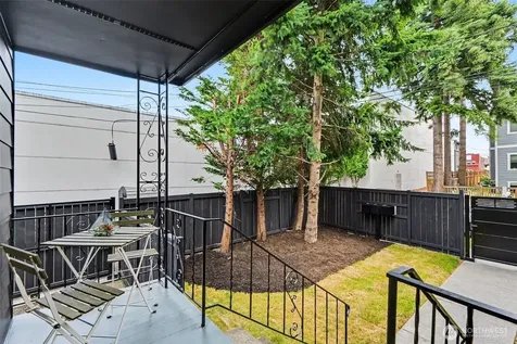 1111 N 76th Street Seattle WA 98103