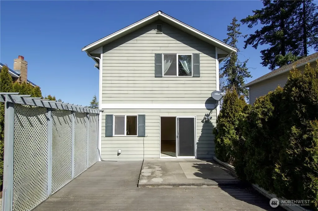1016 Campbell Avenue Port Angeles WA 98362