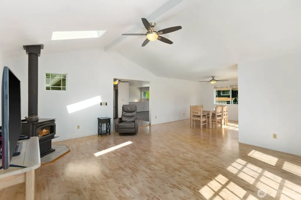 38505 SE 86th Place Snoqualmie WA 98065