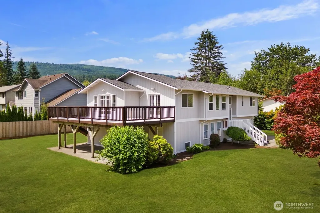 38505 SE 86th Place Snoqualmie WA 98065