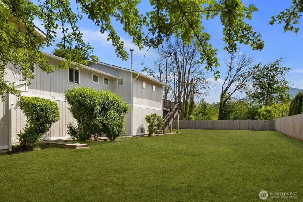 38505 SE 86th Place Snoqualmie WA 98065