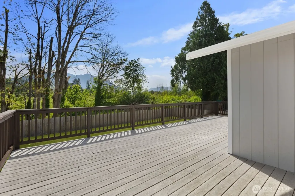 38505 SE 86th Place Snoqualmie WA 98065