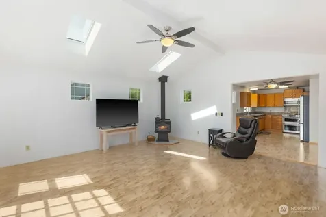 38505 SE 86th Place Snoqualmie WA 98065