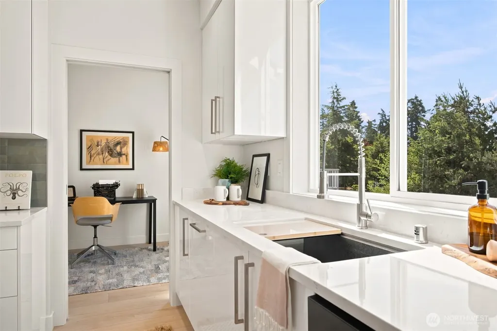 1351 Leighton Street Blaine WA 98230