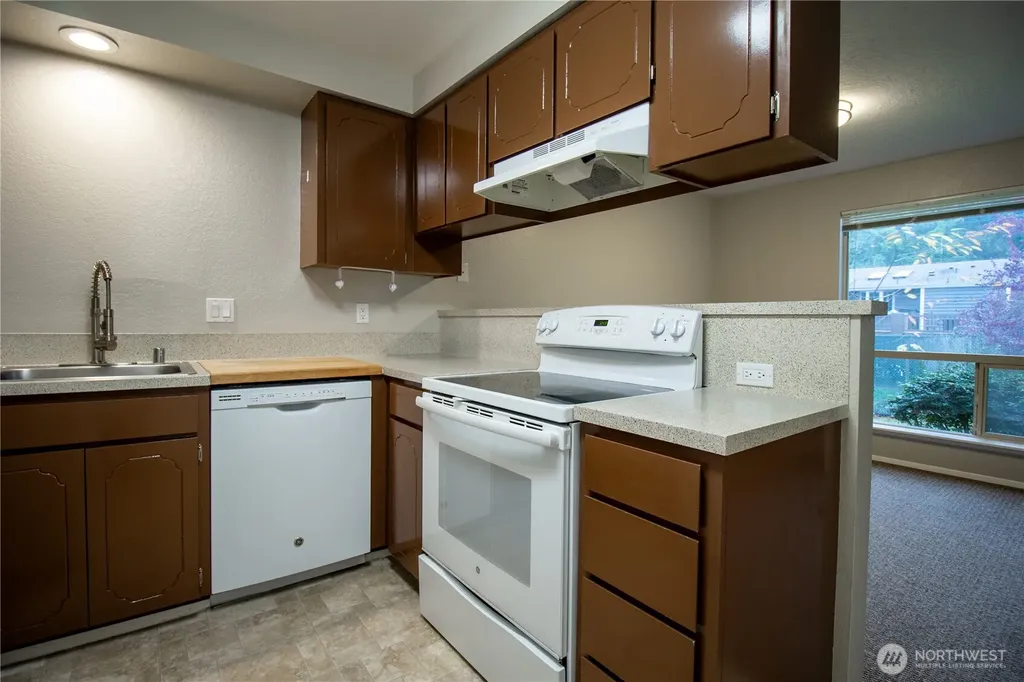 14015 61st Place W Edmonds WA 98206