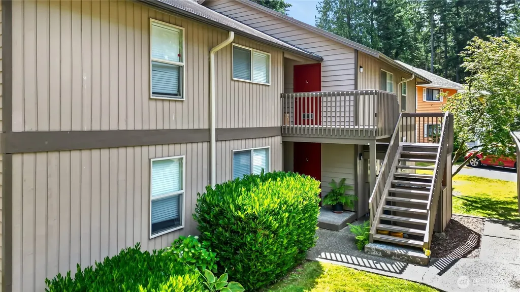 14015 61st Place W Edmonds WA 98206
