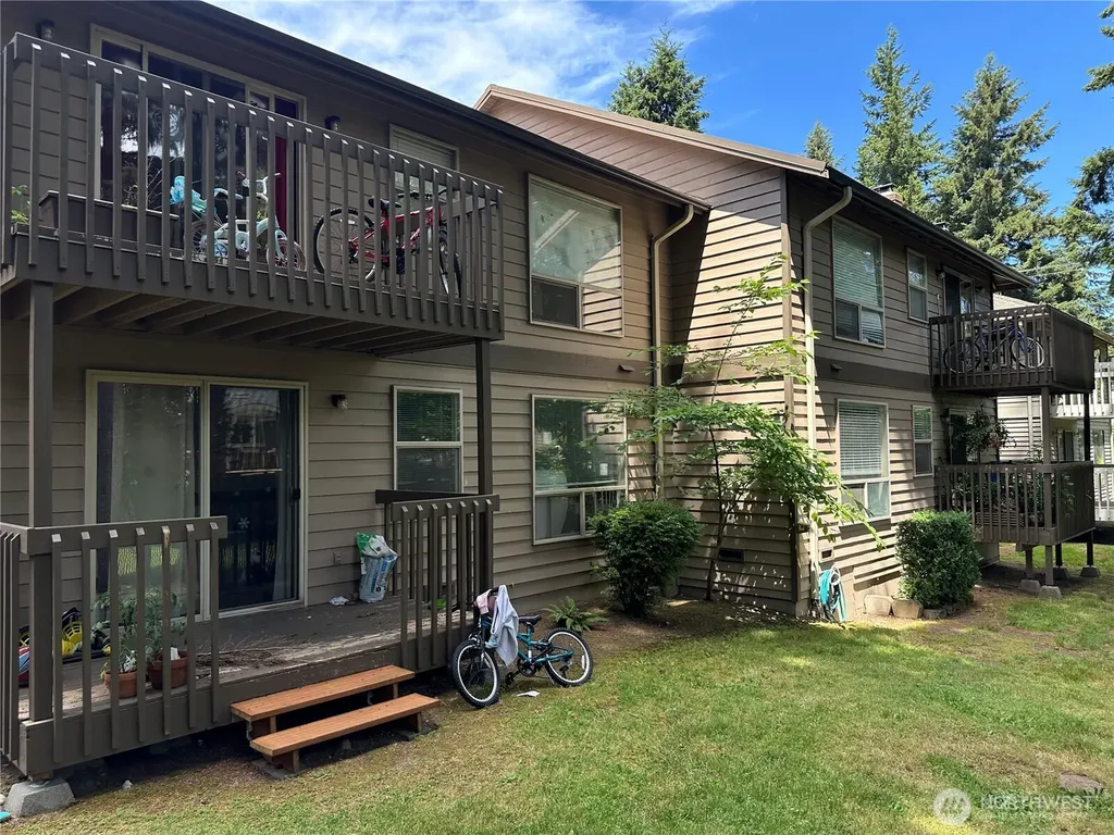 14015 61st Place W Edmonds WA 98206