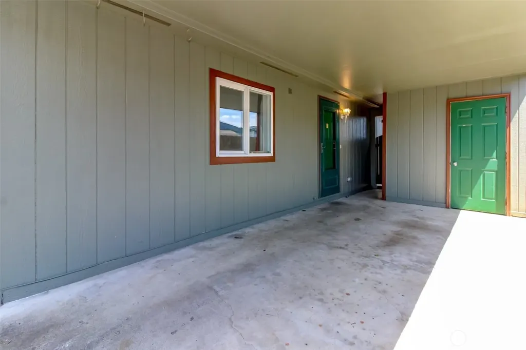 27452 149th Avenue SE Kent WA 98042