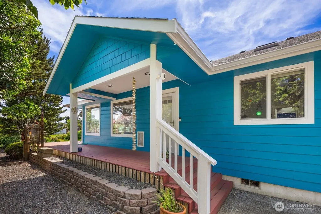 161 N Razor Clam Drive SW Ocean Shores WA 98569