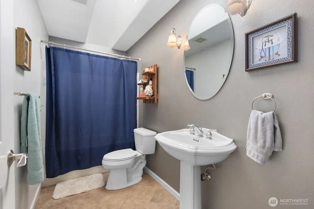 161 N Razor Clam Drive SW Ocean Shores WA 98569
