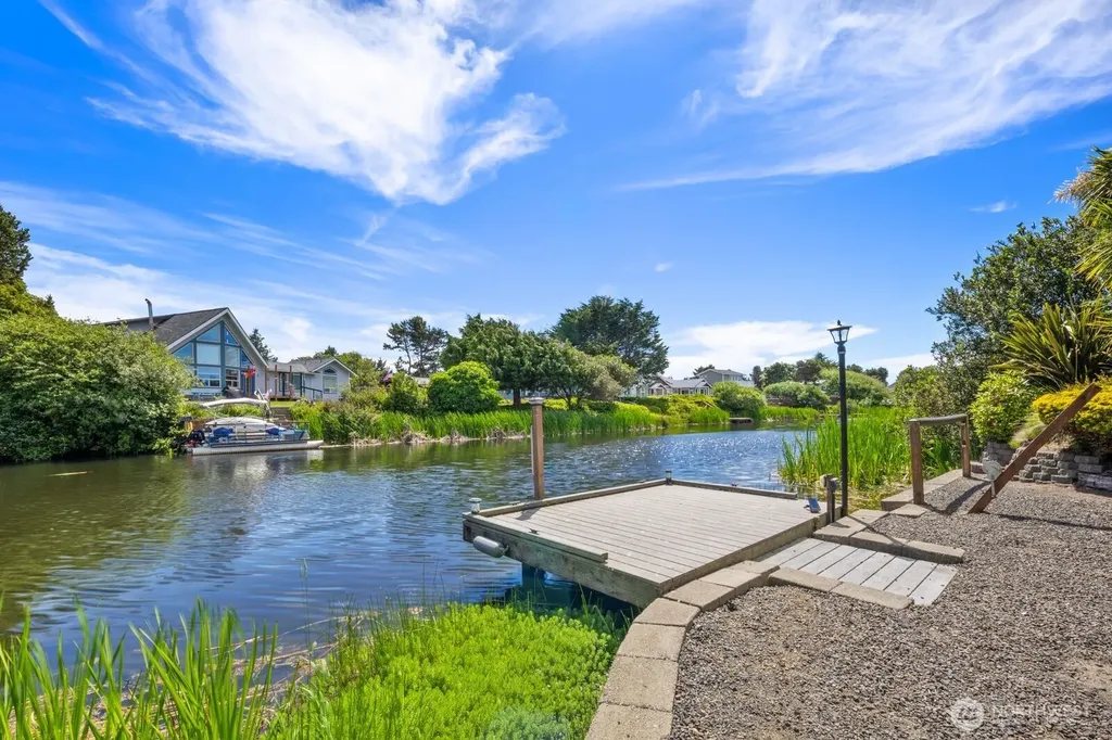 161 N Razor Clam Drive SW Ocean Shores WA 98569