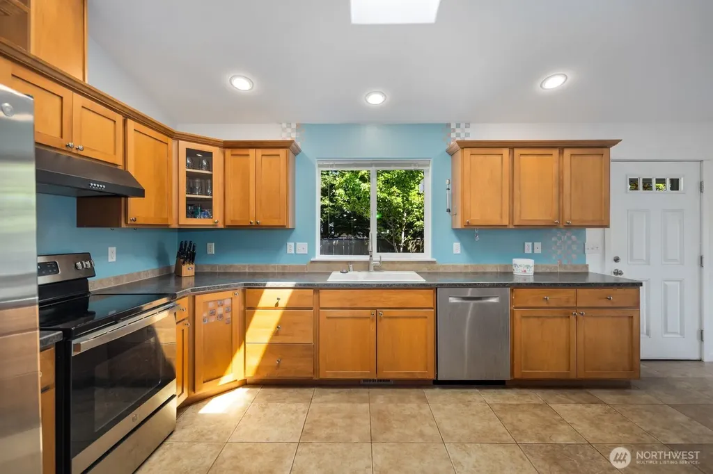 161 N Razor Clam Drive SW Ocean Shores WA 98569