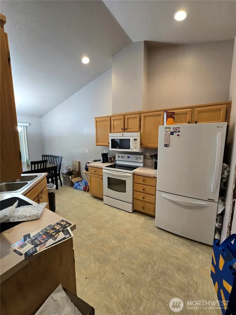 15407 8th Avenue Court E Tacoma WA 98445
