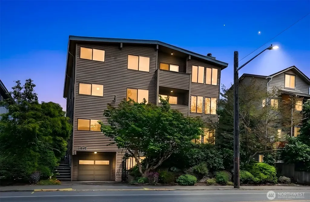 7518 24th Avenue NW Seattle WA 98117