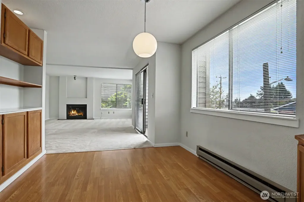 7518 24th Avenue NW Seattle WA 98117