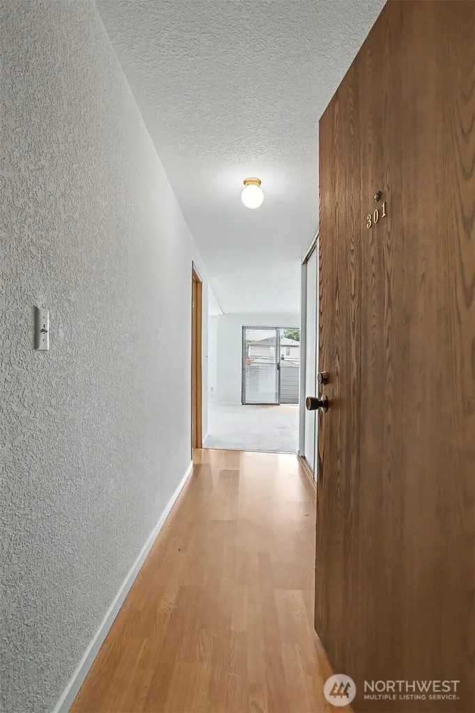 7518 24th Avenue NW Seattle WA 98117