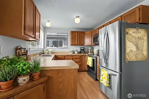 7518 24th Avenue NW Seattle WA 98117