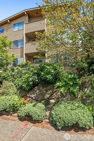 7518 24th Avenue NW Seattle WA 98117
