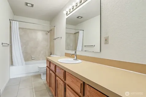 7518 24th Avenue NW Seattle WA 98117