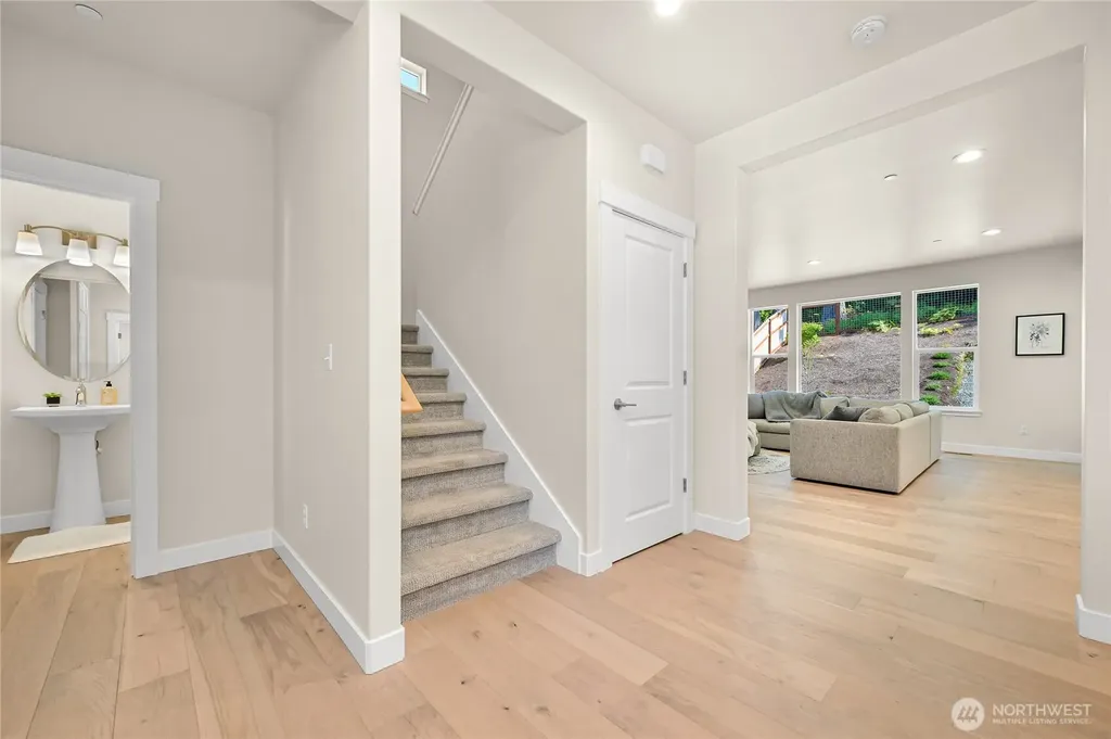 1142 Brookstone Drive Bellingham WA 98229