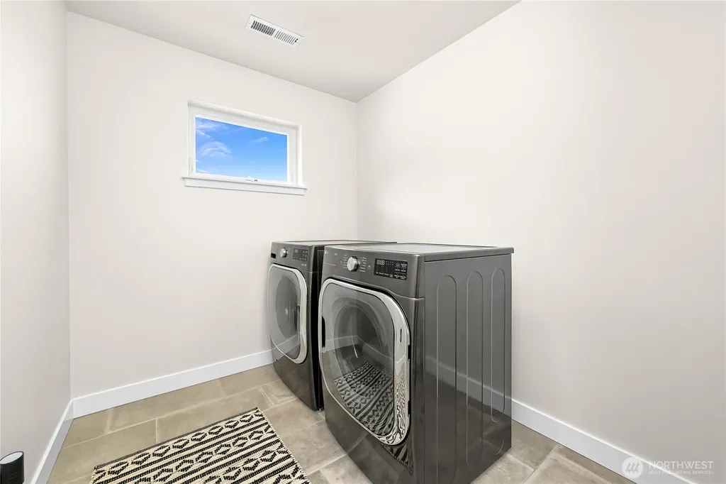 1142 Brookstone Drive Bellingham WA 98229