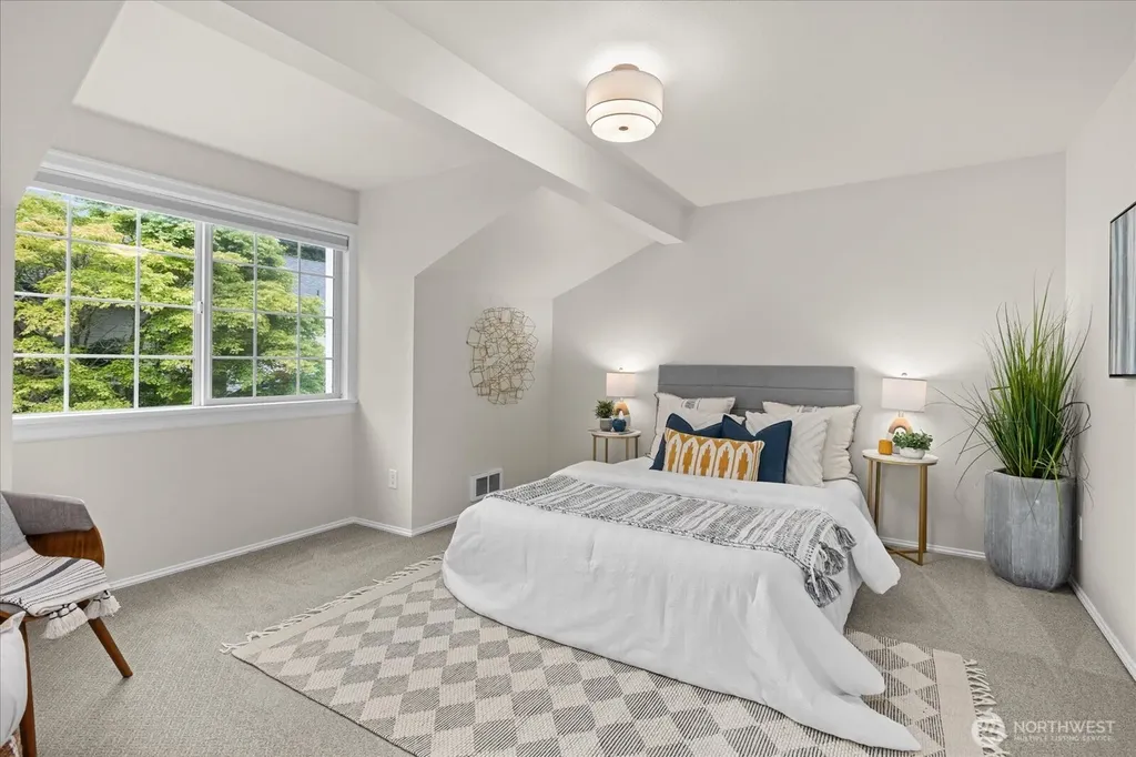 7823 196th Street SW Edmonds WA 98026