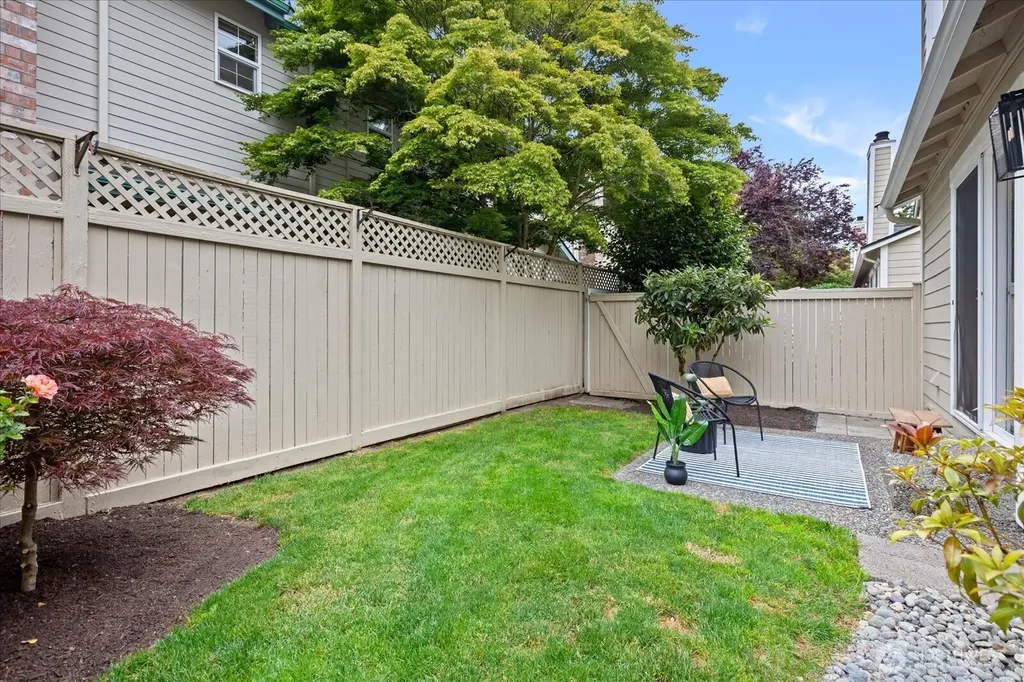 7823 196th Street SW Edmonds WA 98026