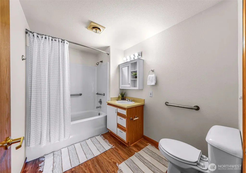 4244 Wintergreen Circle Bellingham WA 98226