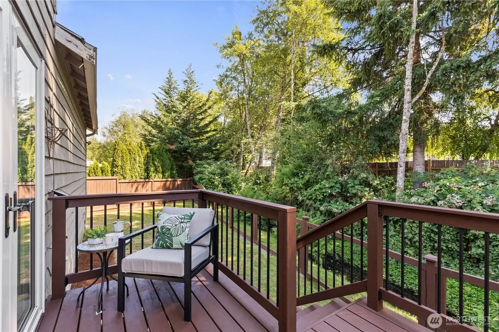 25016 222nd Court SE Maple Valley WA 98038