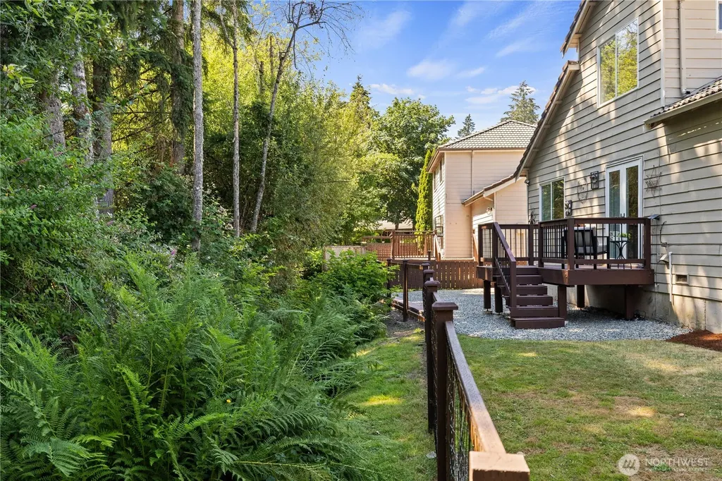 25016 222nd Court SE Maple Valley WA 98038
