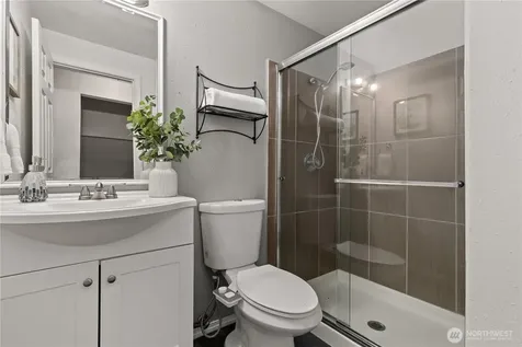 25016 222nd Court SE Maple Valley WA 98038