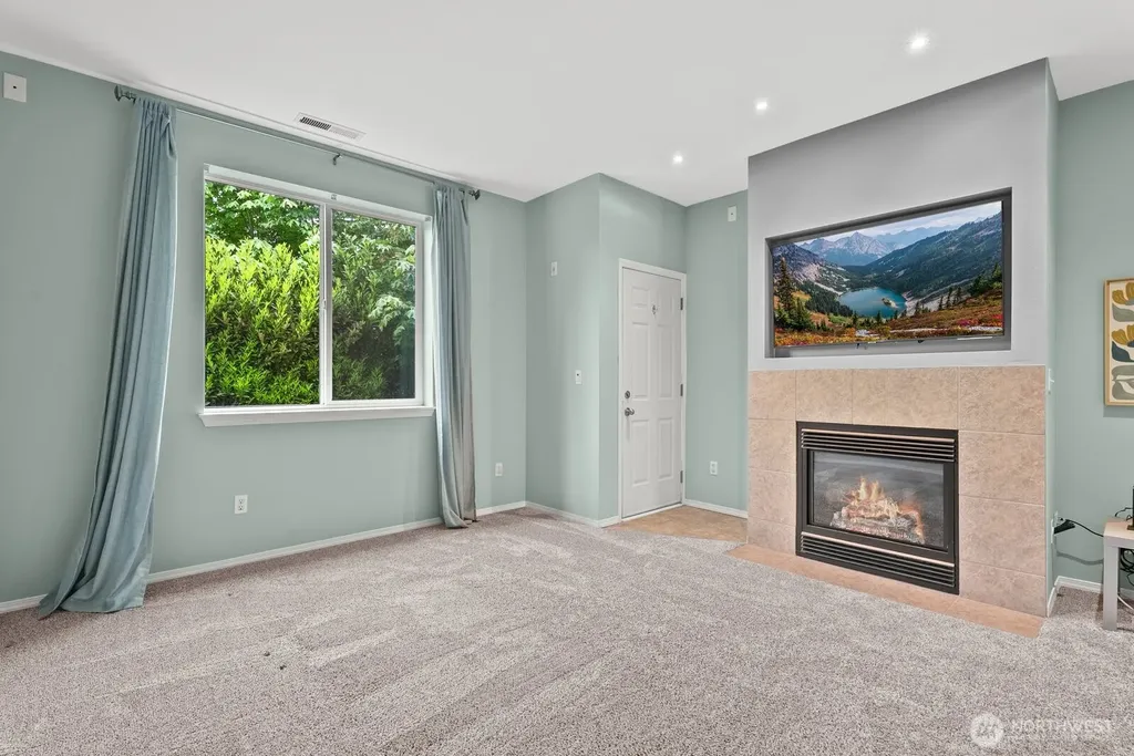 25220 104th Avenue SE Kent WA 98030