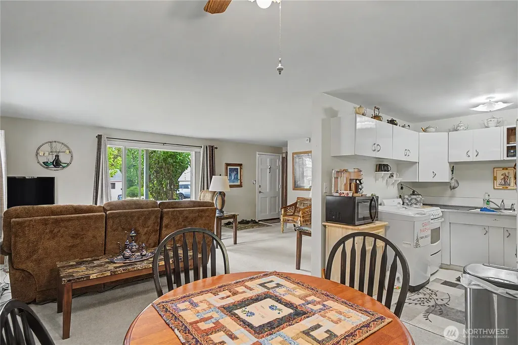 709 S Hawthorne Drive Moses Lake WA 98837