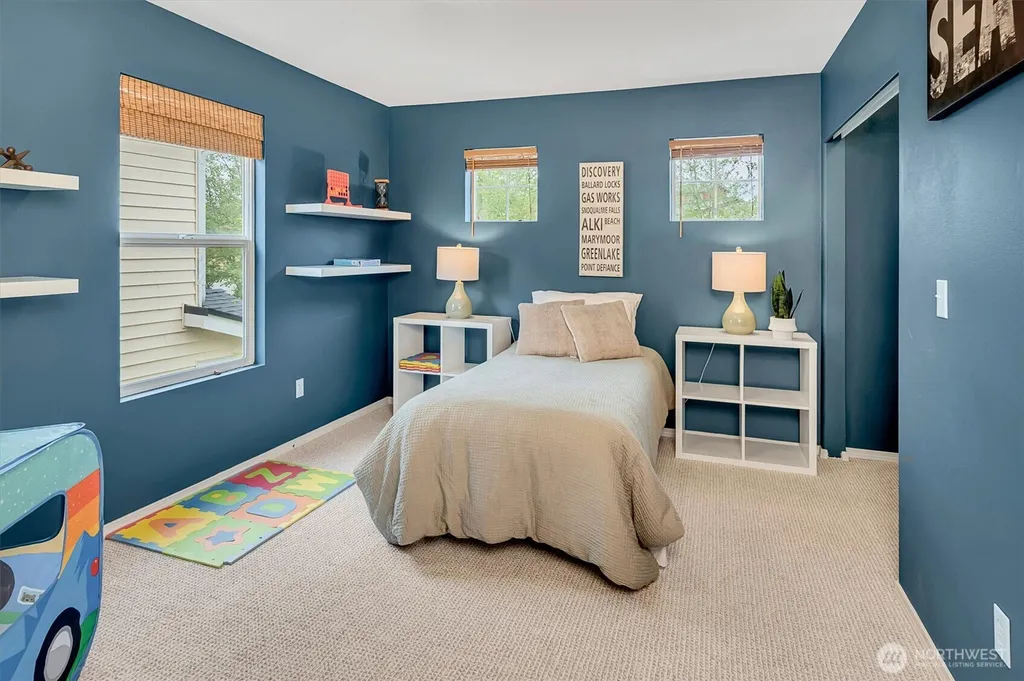 34833 SE Ridge Street Snoqualmie WA 98065
