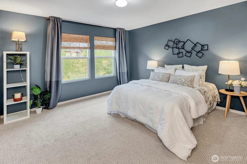 34833 SE Ridge Street Snoqualmie WA 98065