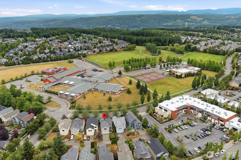 34833 SE Ridge Street Snoqualmie WA 98065