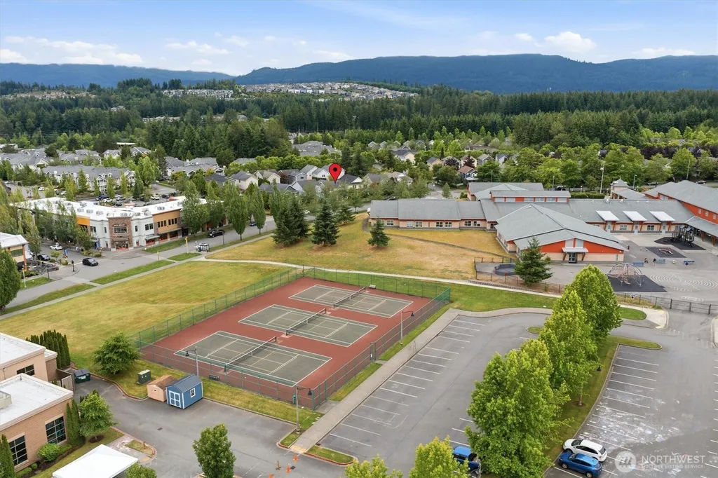 34833 SE Ridge Street Snoqualmie WA 98065