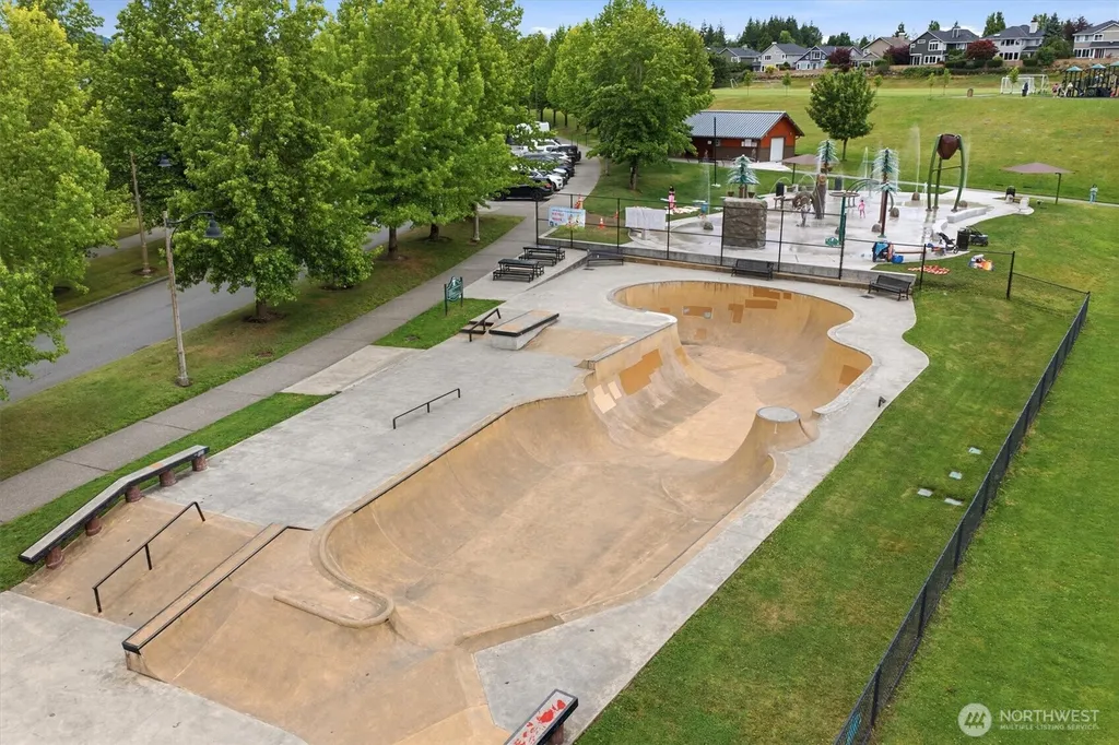 34833 SE Ridge Street Snoqualmie WA 98065